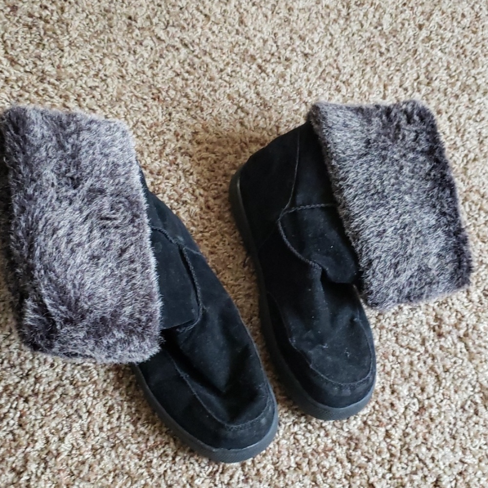 Boots - Picture 2 of 2